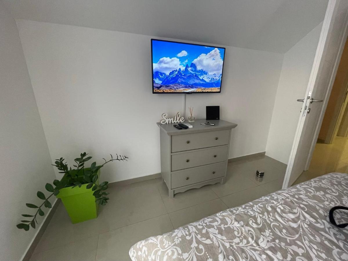דירות סרמסקה מיטרוביקה Apartman 1 מראה חיצוני תמונה