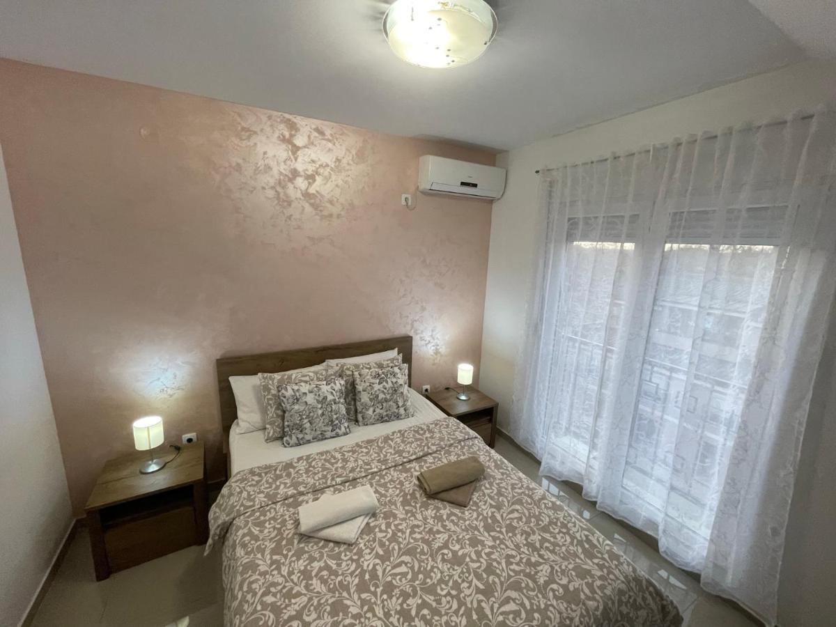 דירות סרמסקה מיטרוביקה Apartman 1 מראה חיצוני תמונה